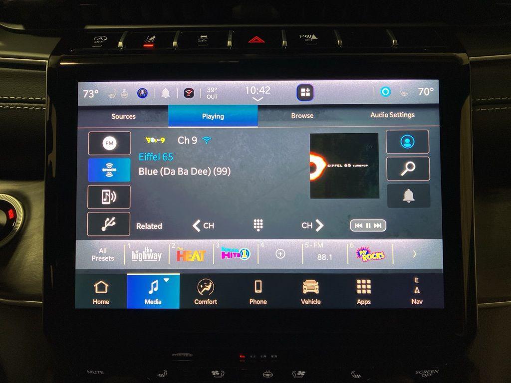 new 2025 Jeep Grand Cherokee L car, priced at $47,721