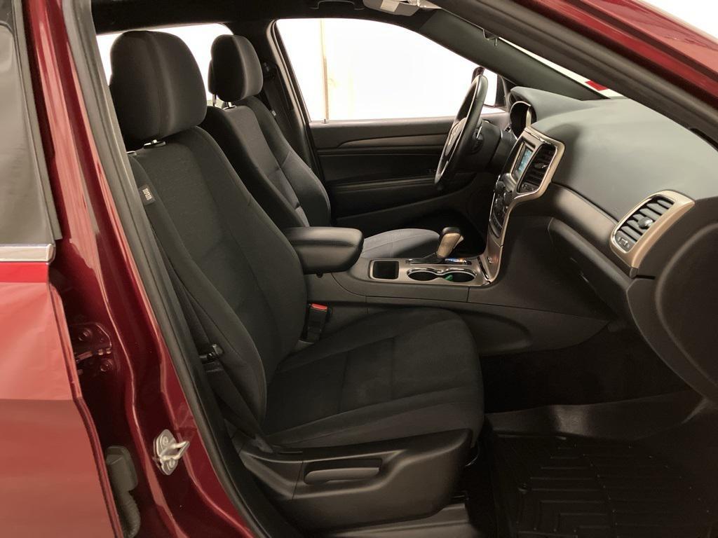 used 2016 Jeep Grand Cherokee car, priced at $7,400