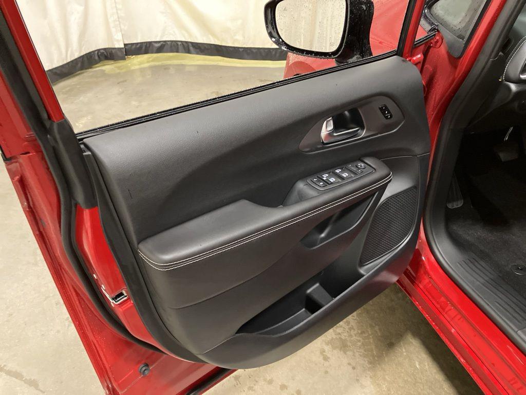 new 2026 Chrysler Pacifica car, priced at $48,855