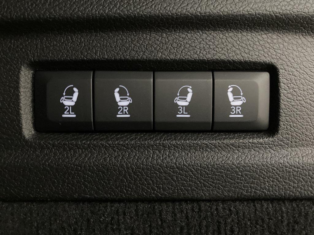 new 2025 Jeep Grand Cherokee L car, priced at $59,050