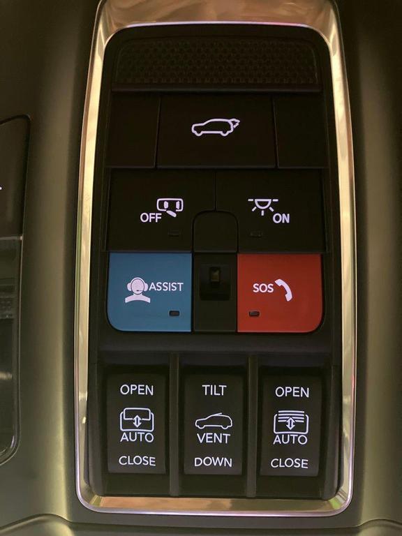 new 2025 Jeep Grand Cherokee L car, priced at $56,050