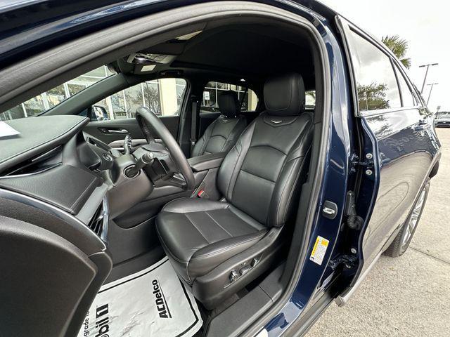 used 2021 Cadillac XT4 car, priced at $26,000