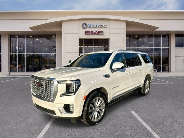 used 2022 GMC Yukon XL car, priced at $56,000