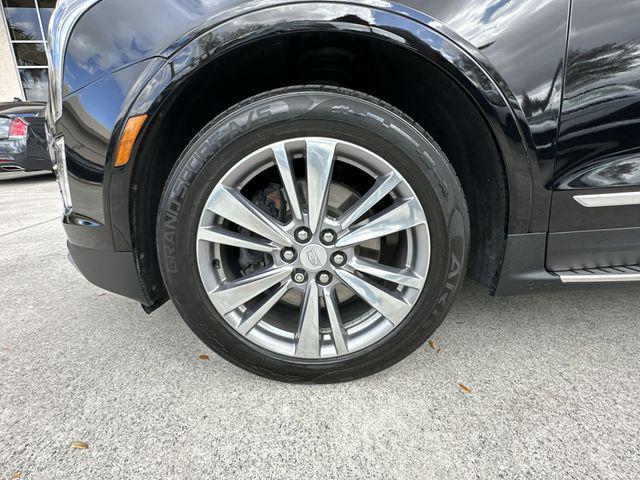 used 2024 Cadillac XT5 car, priced at $37,000