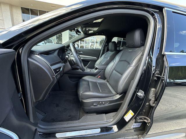 used 2023 Cadillac XT4 car, priced at $28,500