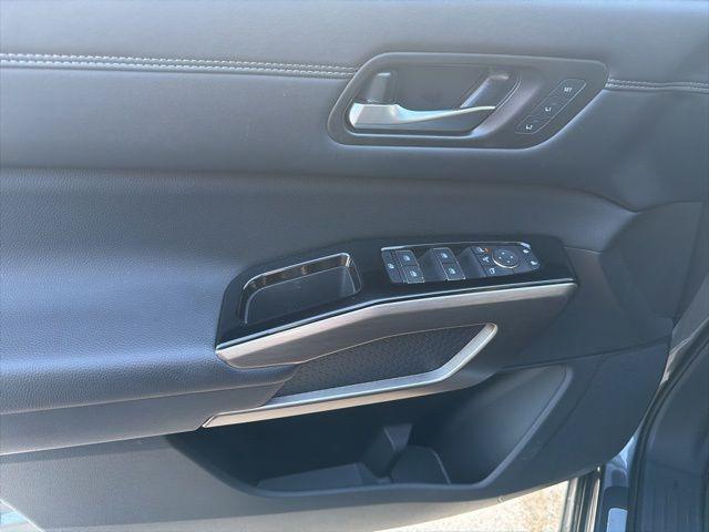 used 2024 Nissan Pathfinder car, priced at $38,500