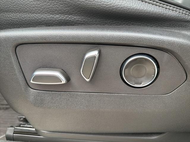 used 2023 GMC Yukon XL car, priced at $54,500