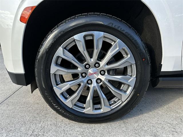 used 2022 GMC Yukon car, priced at $60,000