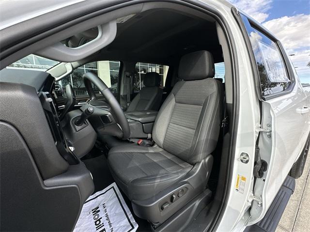 used 2023 GMC Sierra 1500 car, priced at $32,000