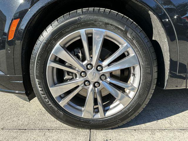 used 2023 Cadillac XT6 car, priced at $36,500