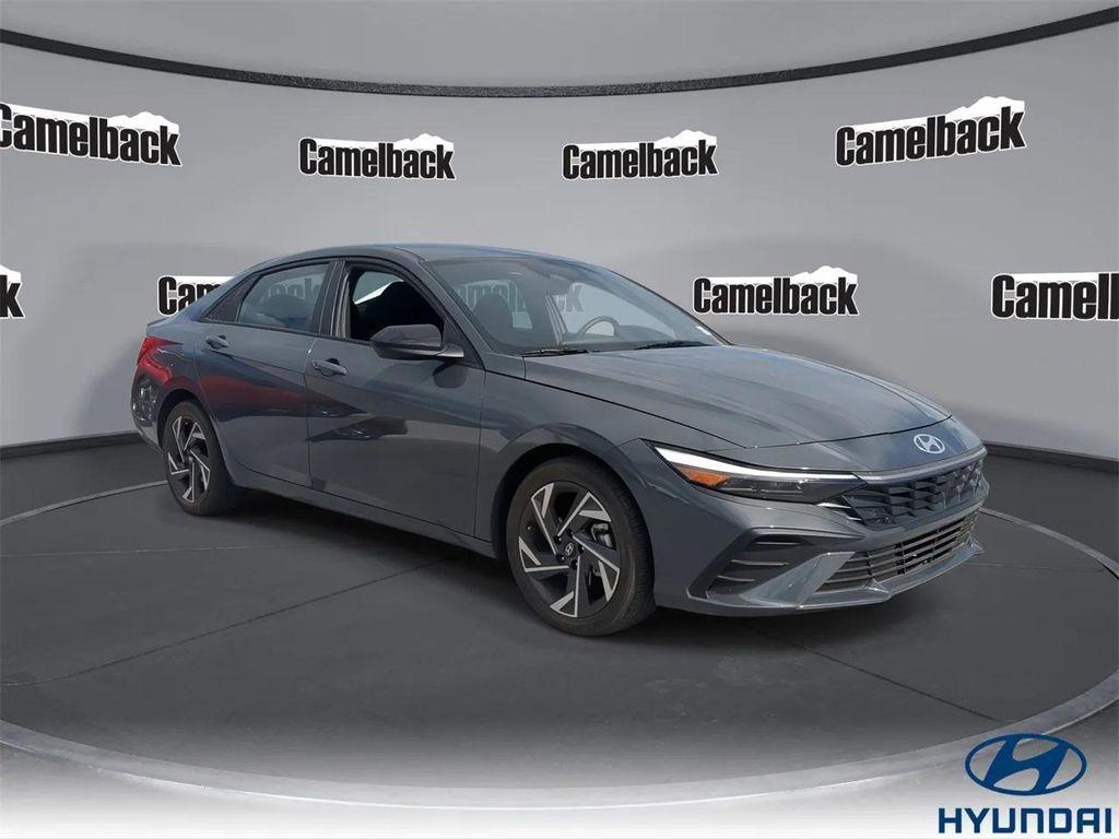 new 2025 Hyundai Elantra car, priced at $20,275