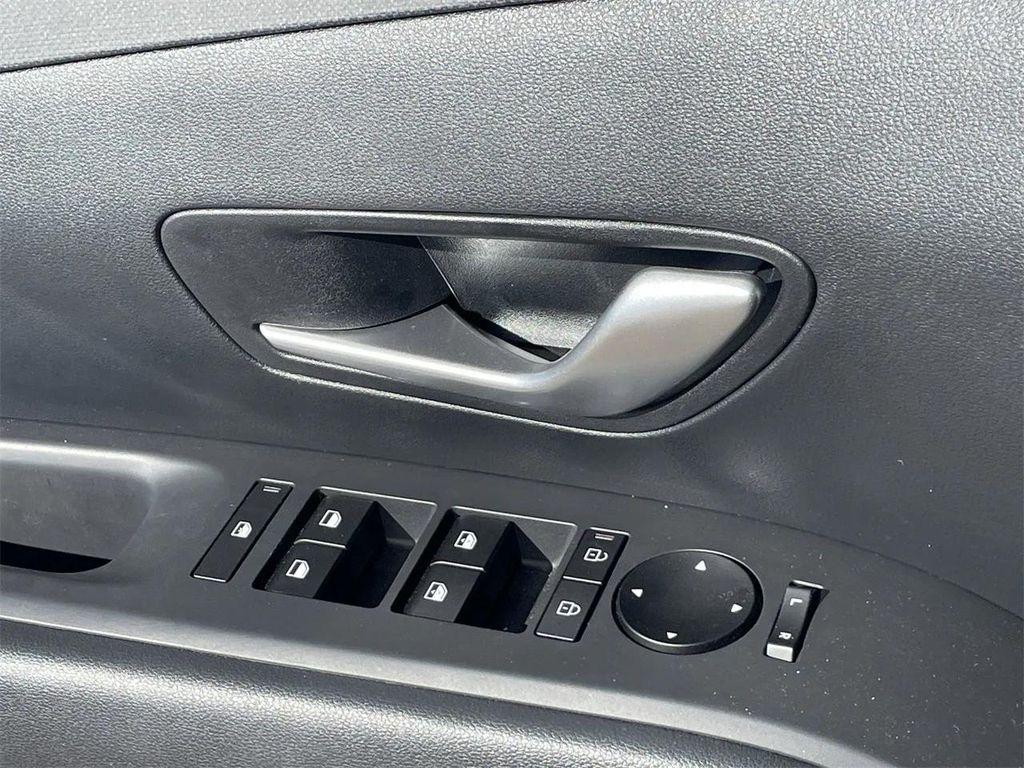 new 2025 Hyundai TUCSON Plug-In Hybrid car, priced at $37,030