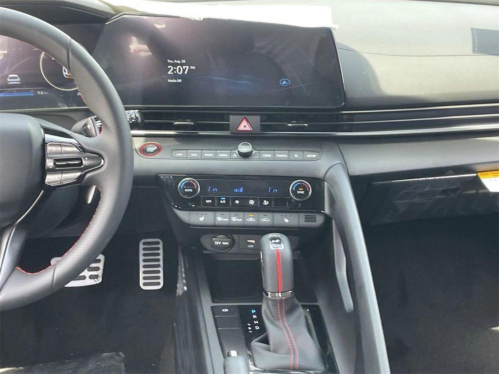 new 2025 Hyundai Elantra car, priced at $26,040