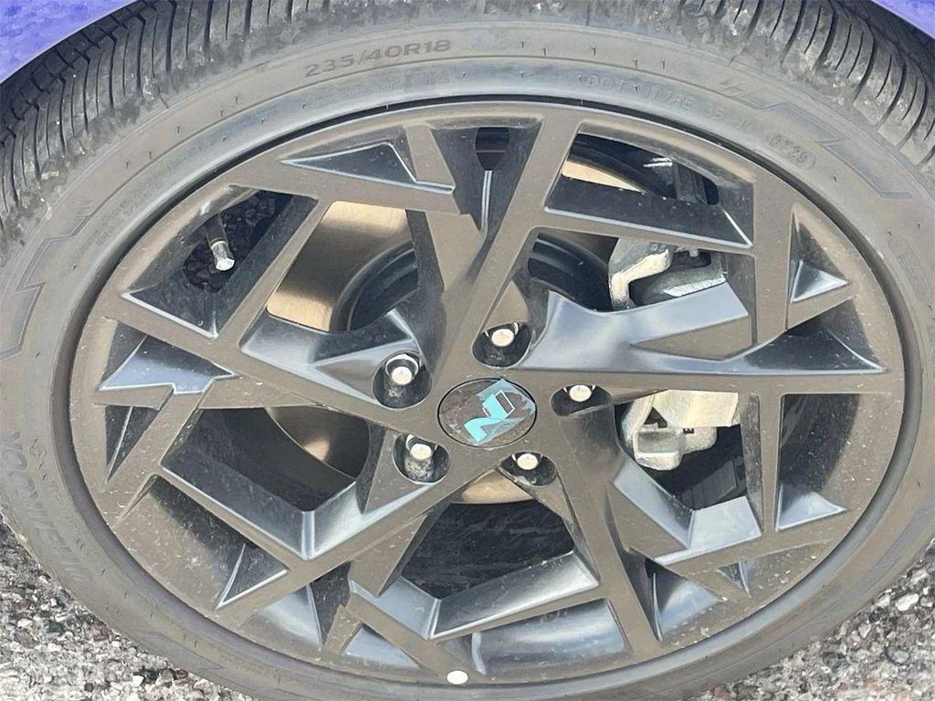 new 2025 Hyundai Elantra car, priced at $26,040