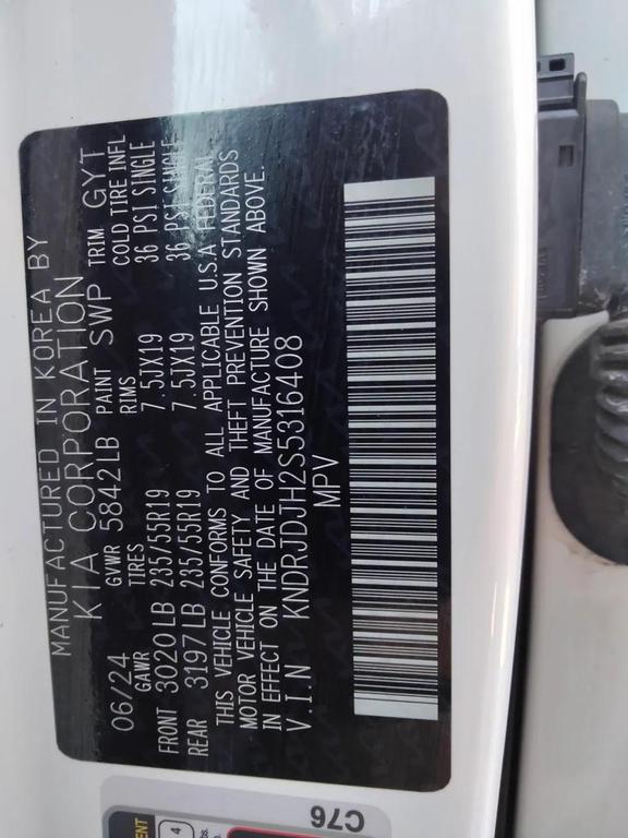 used 2025 Kia Sorento Plug-In Hybrid car, priced at $36,758