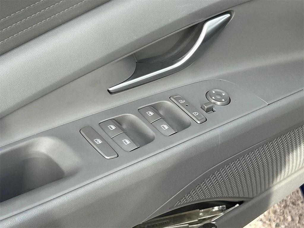 new 2025 Hyundai Elantra car, priced at $22,772