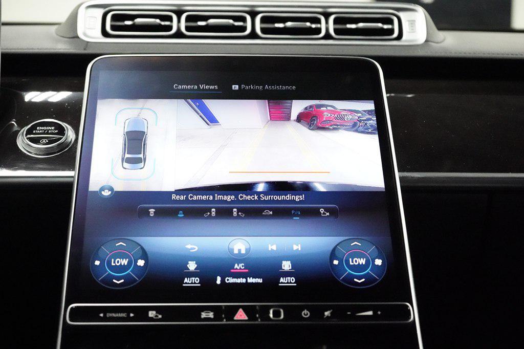 Mercedes-Benz S-Class view 28