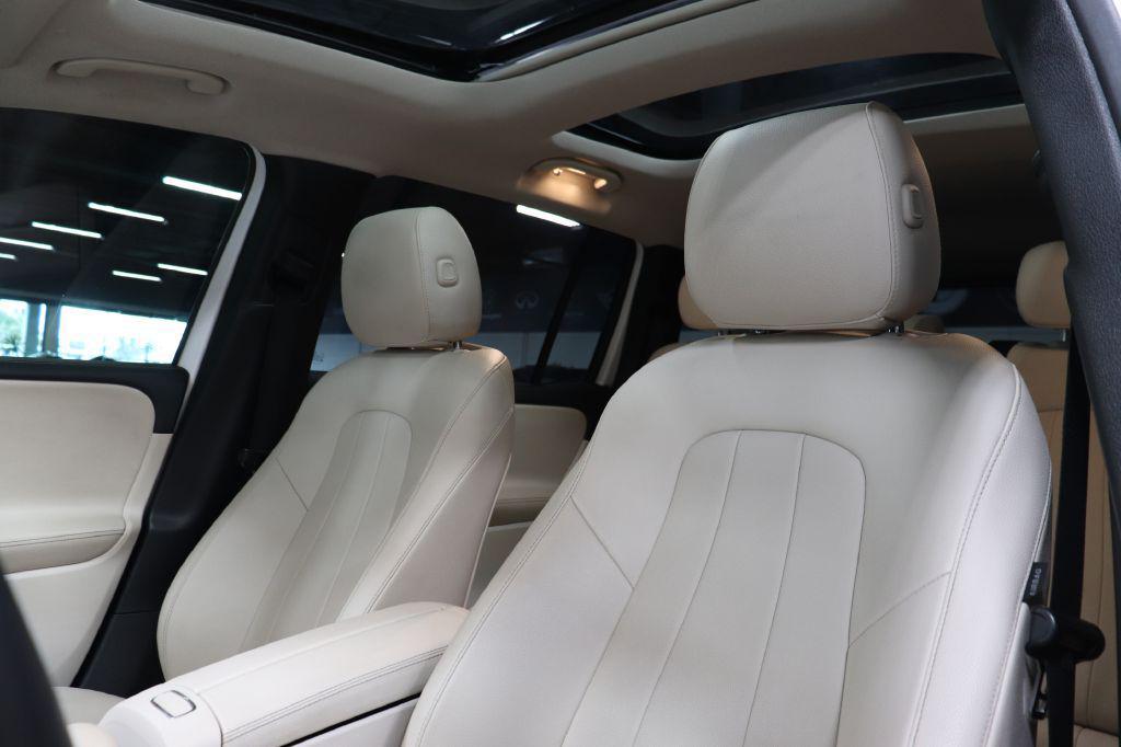 used 2022 Mercedes-Benz GLB 250 car, priced at $23,990