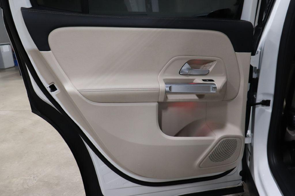 used 2022 Mercedes-Benz GLB 250 car, priced at $23,990