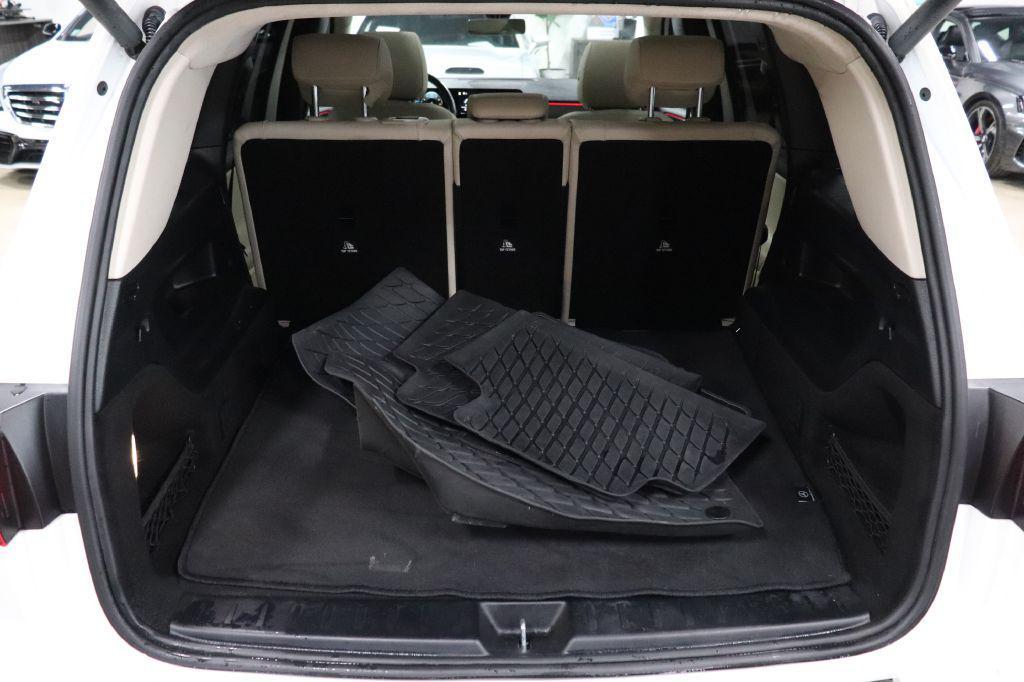 used 2022 Mercedes-Benz GLB 250 car, priced at $23,990