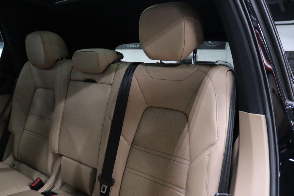 used 2020 Porsche Cayenne car, priced at $41,490