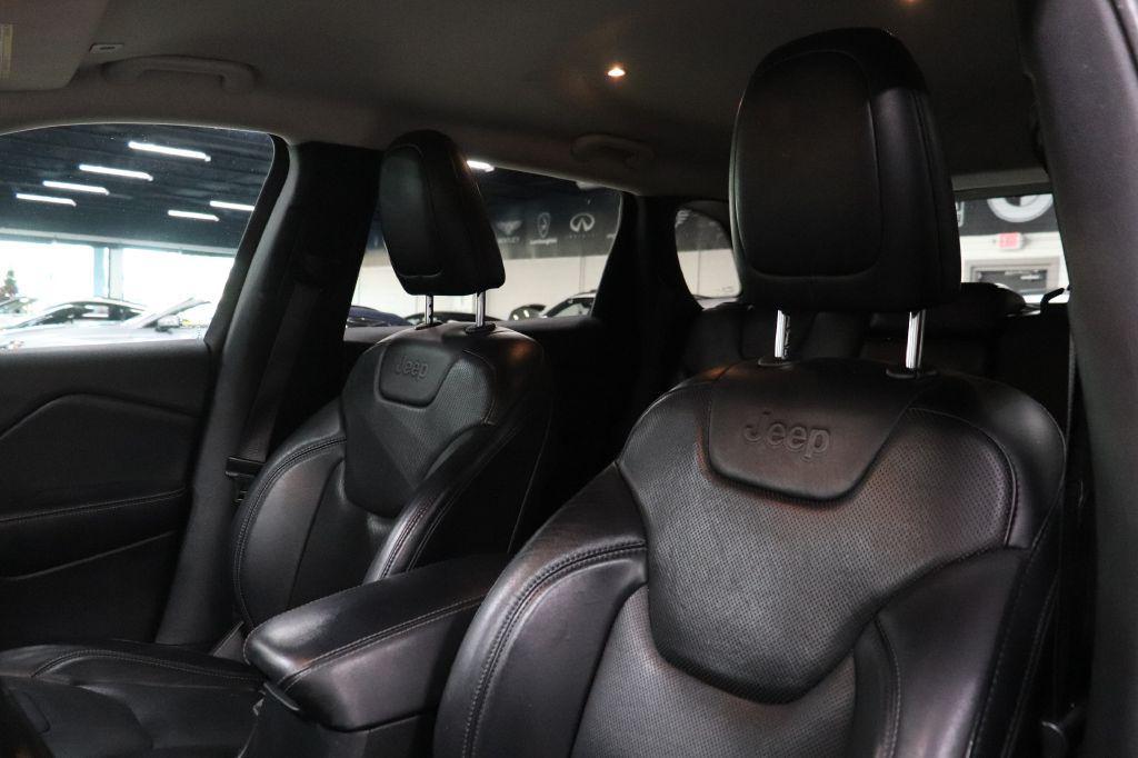 used 2019 Jeep Cherokee car, priced at $14,490