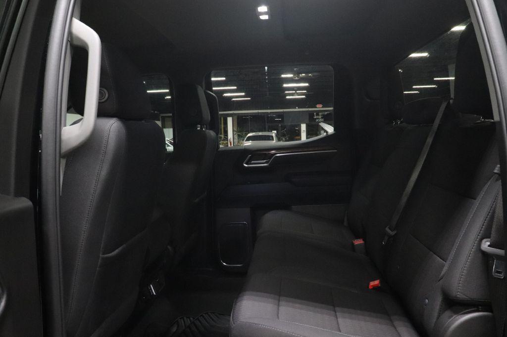 used 2025 Chevrolet Silverado 1500 car, priced at $41,990