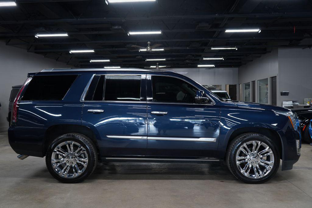 used 2020 Cadillac Escalade car, priced at $35,490