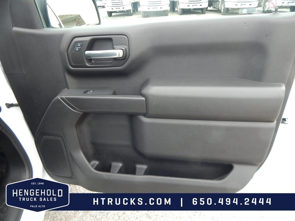 used 2024 Chevrolet Silverado 1500 car, priced at $32,995