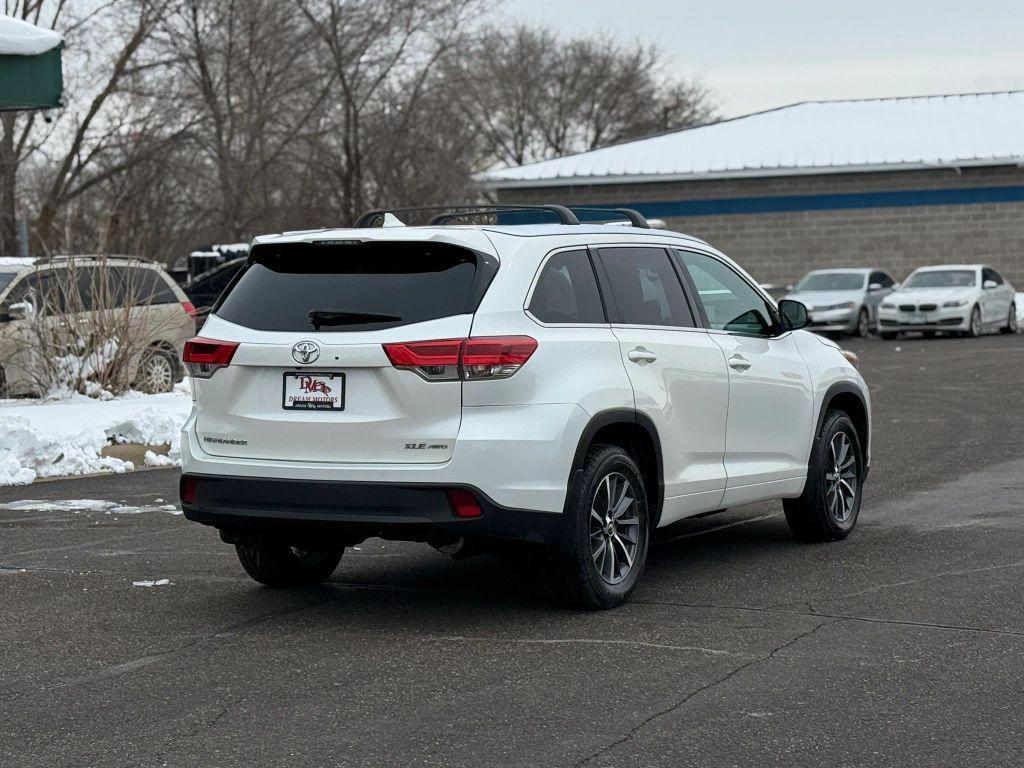 used 2018 Toyota Highlander car, priced at $23,997