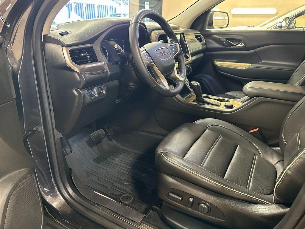 used 2017 GMC Acadia car, priced at $23,817