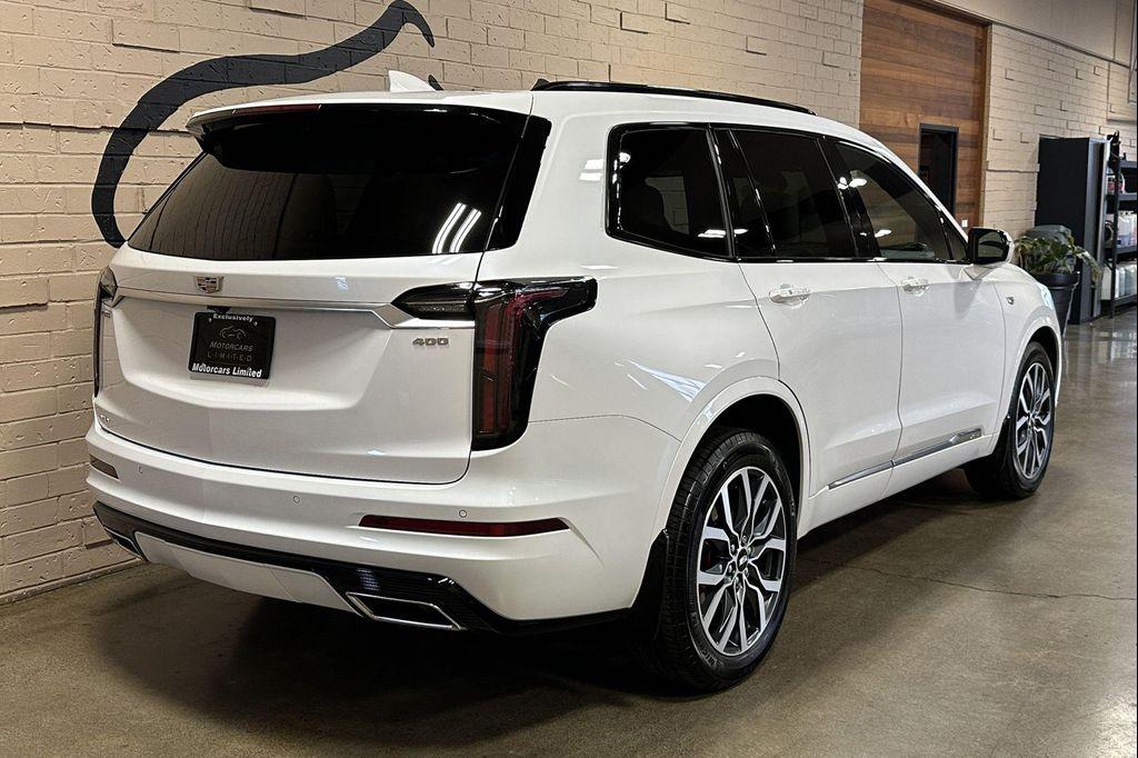 used 2024 Cadillac XT6 car, priced at $47,856