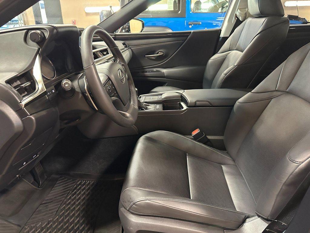 used 2021 Lexus ES 250 car, priced at $32,950