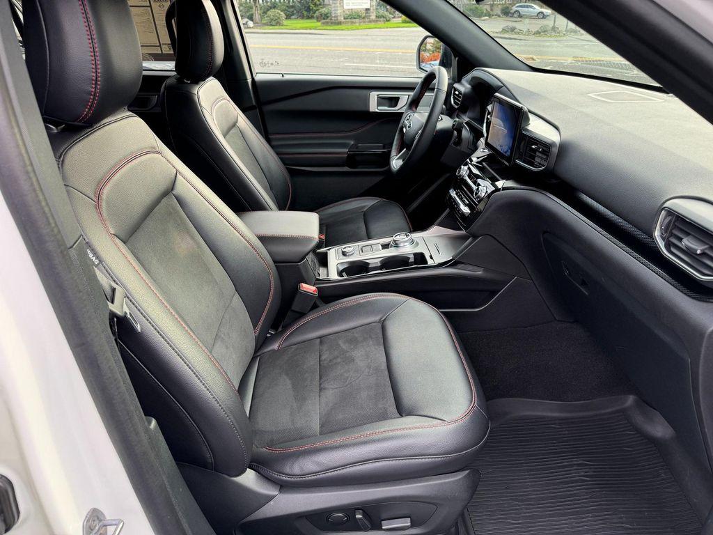 used 2024 Ford Explorer car, priced at $37,950
