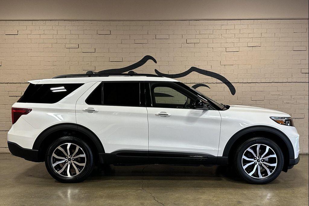 used 2024 Ford Explorer car, priced at $37,950