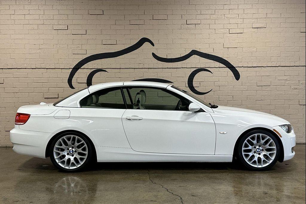 used 2009 BMW 328 car, priced at $14,950