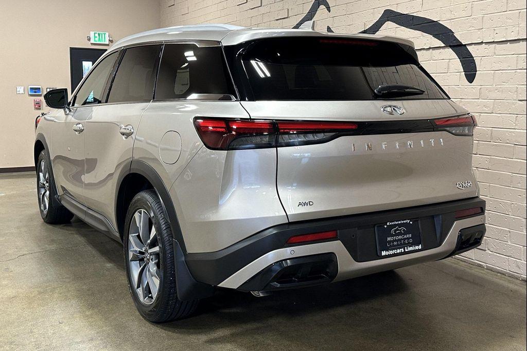 used 2025 INFINITI QX60 car, priced at $39,950