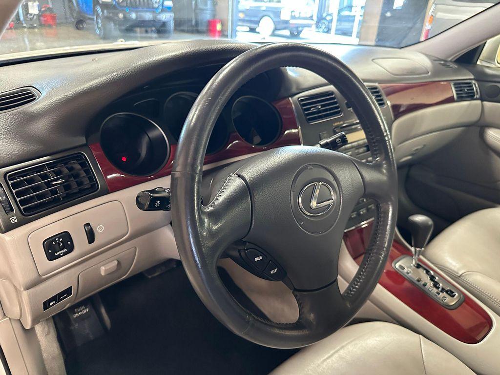 used 2002 Lexus ES 300 car, priced at $6,950