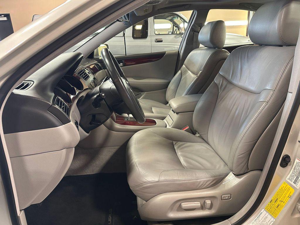 used 2002 Lexus ES 300 car, priced at $6,950