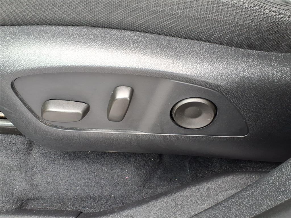 used 2025 GMC Acadia car, priced at $37,598