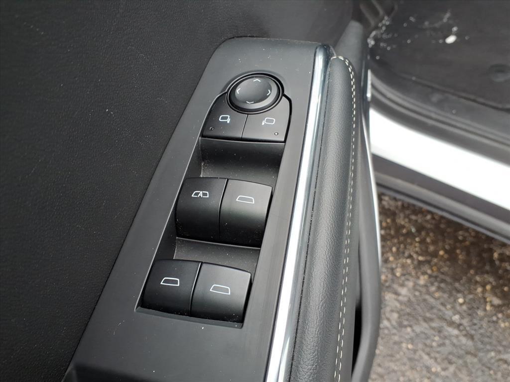 used 2025 GMC Acadia car, priced at $37,598