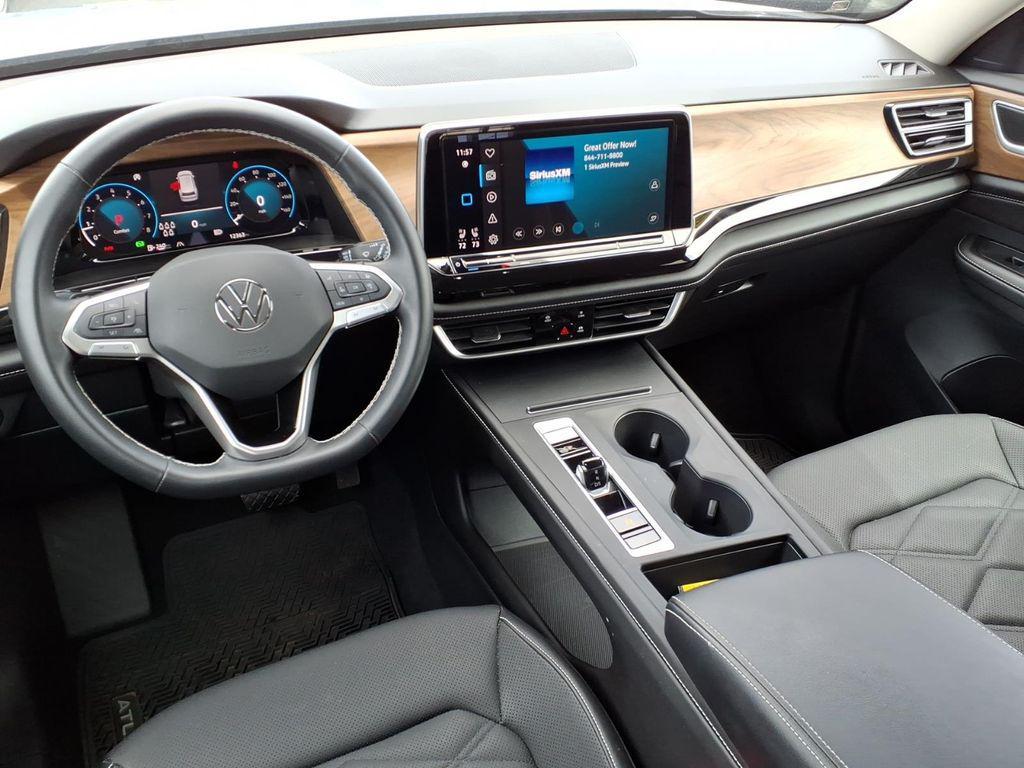 used 2025 Volkswagen Atlas car, priced at $35,595