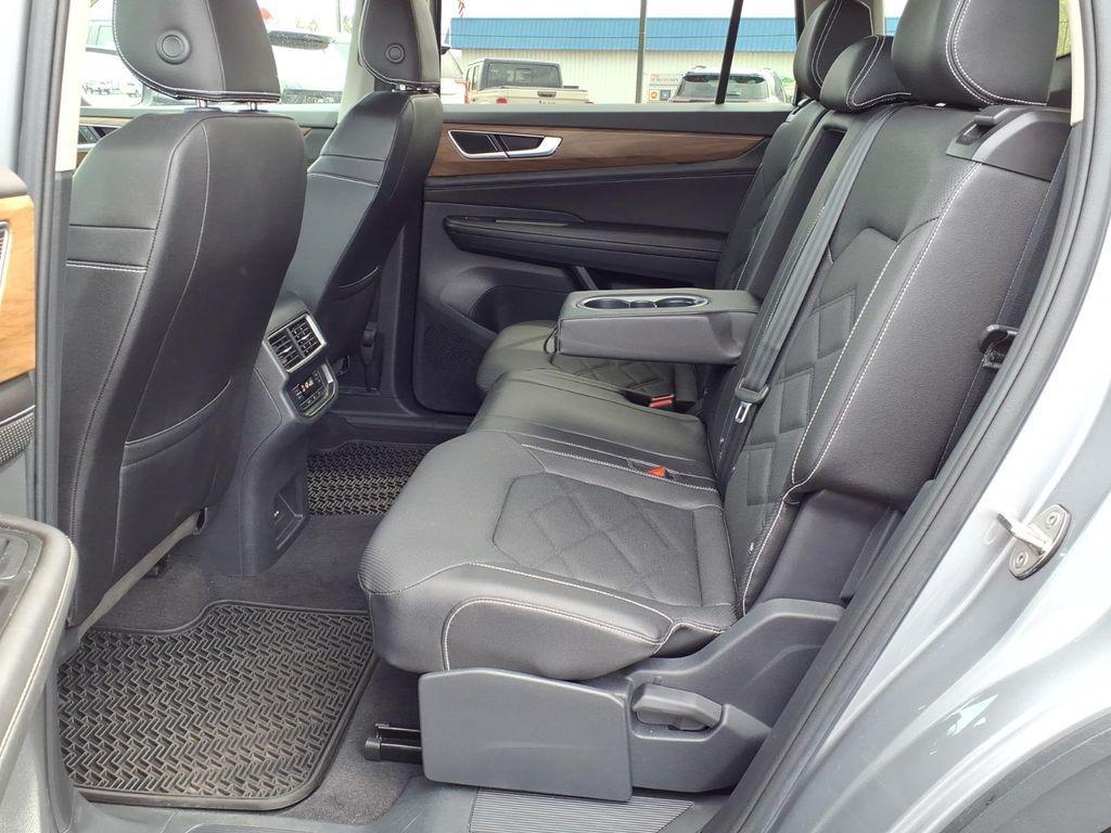 used 2025 Volkswagen Atlas car, priced at $35,595