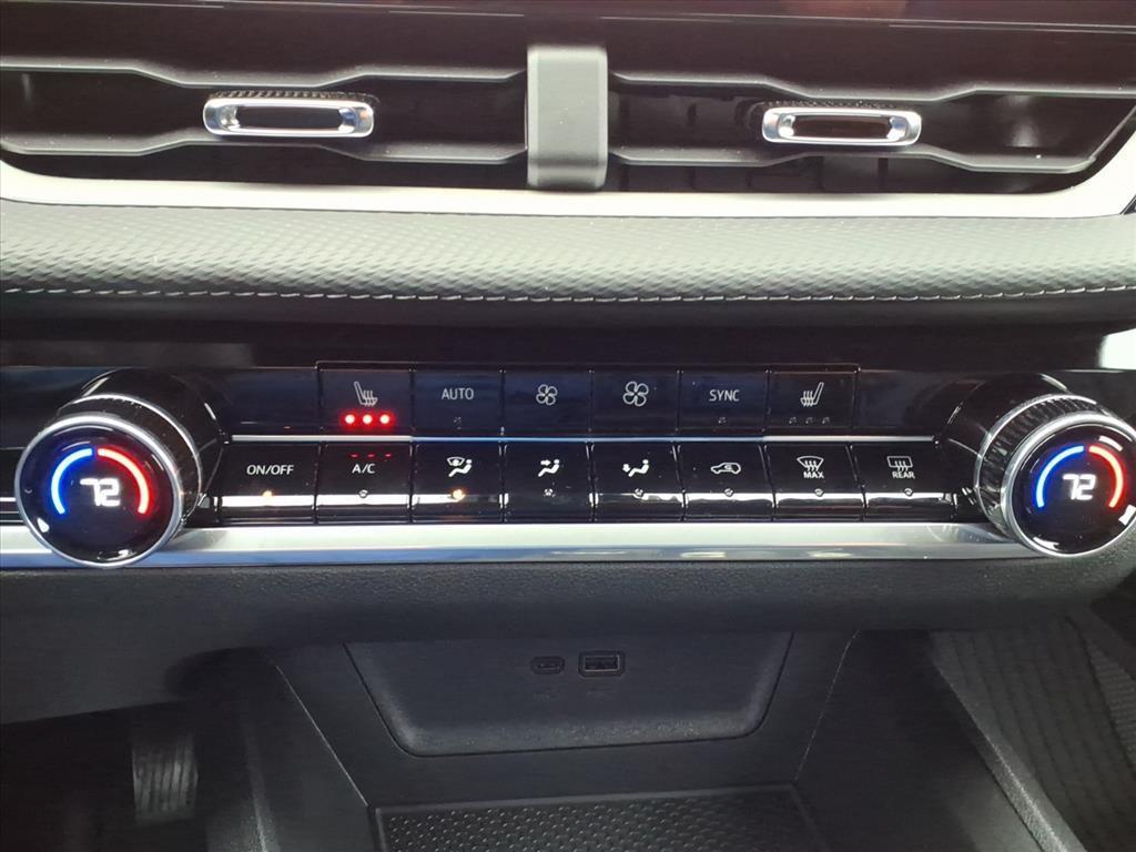 new 2026 Chevrolet Equinox car, priced at $36,115