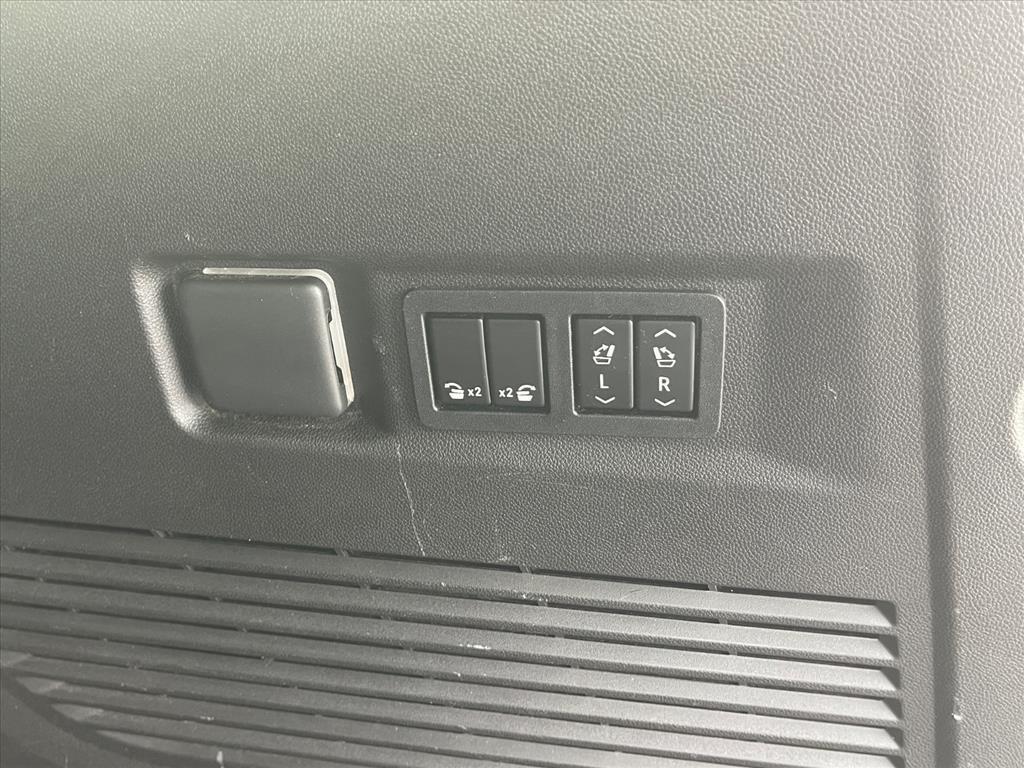 used 2021 Chevrolet Tahoe car, priced at $45,998