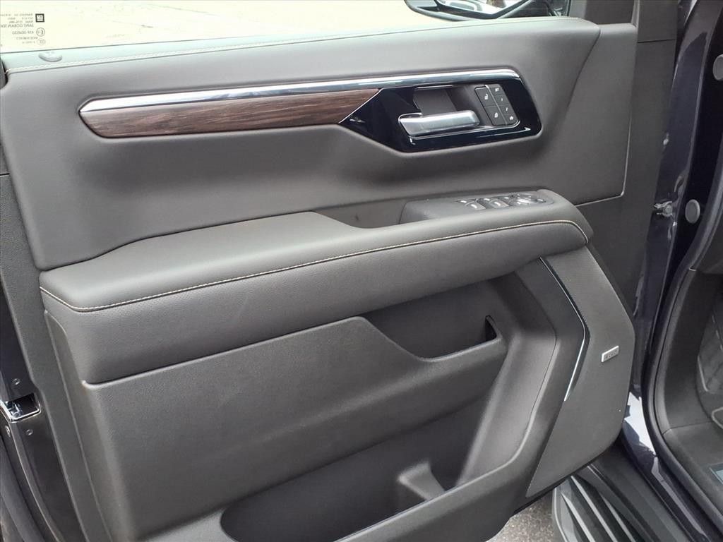 new 2026 Chevrolet Suburban car, priced at $86,485