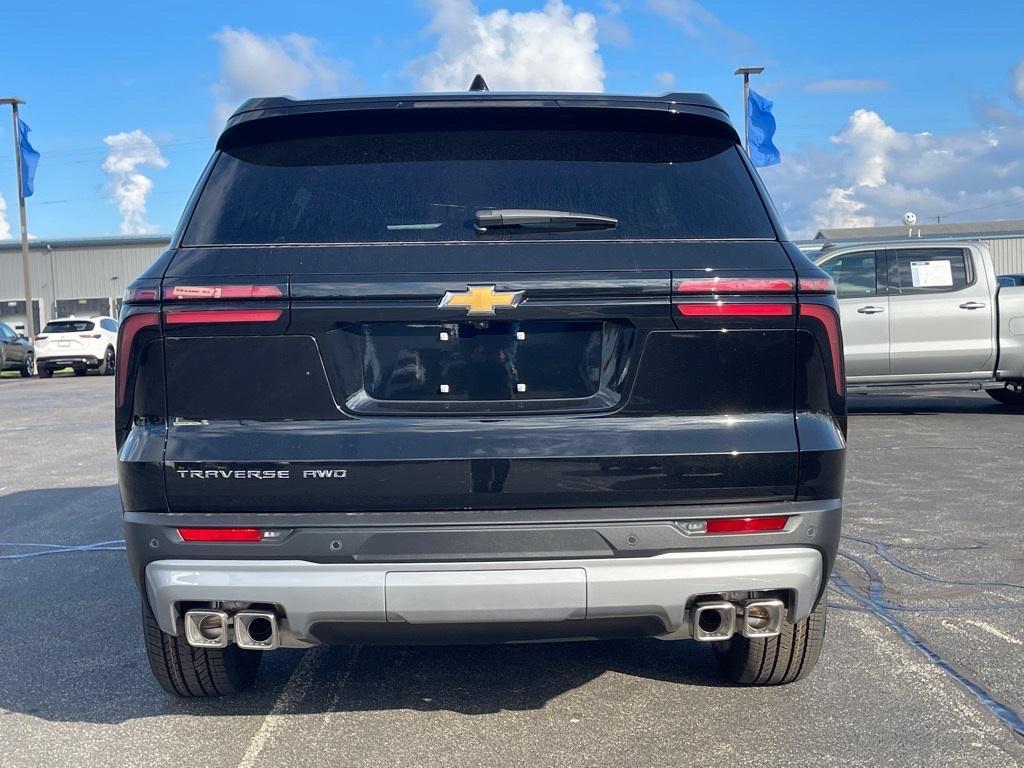 new 2026 Chevrolet Traverse car, priced at $44,695