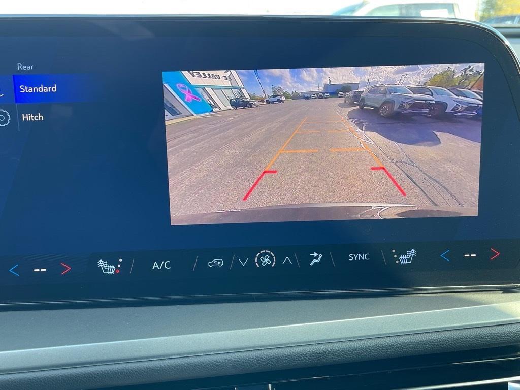 new 2026 Chevrolet Traverse car, priced at $44,695