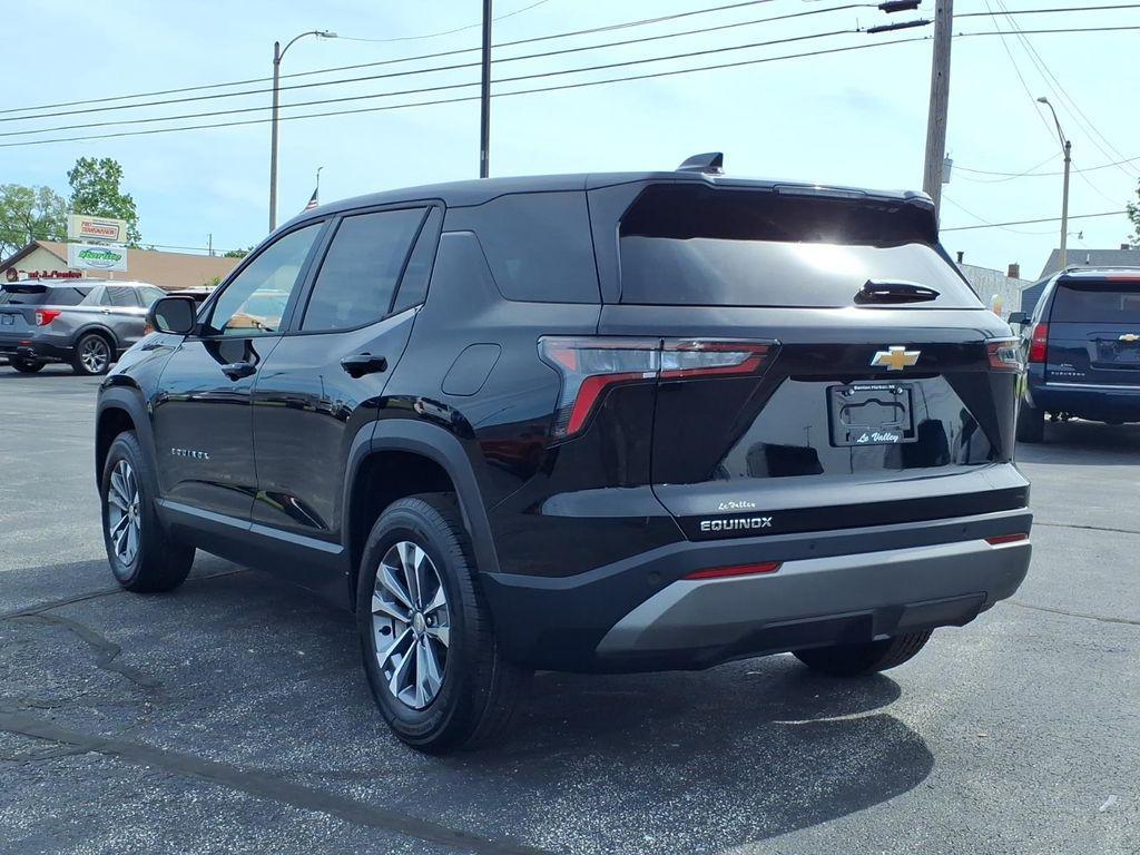 new 2026 Chevrolet Equinox car, priced at $30,118