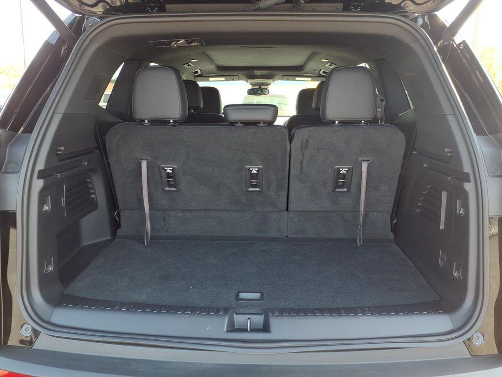 used 2025 GMC Acadia car, priced at $42,525